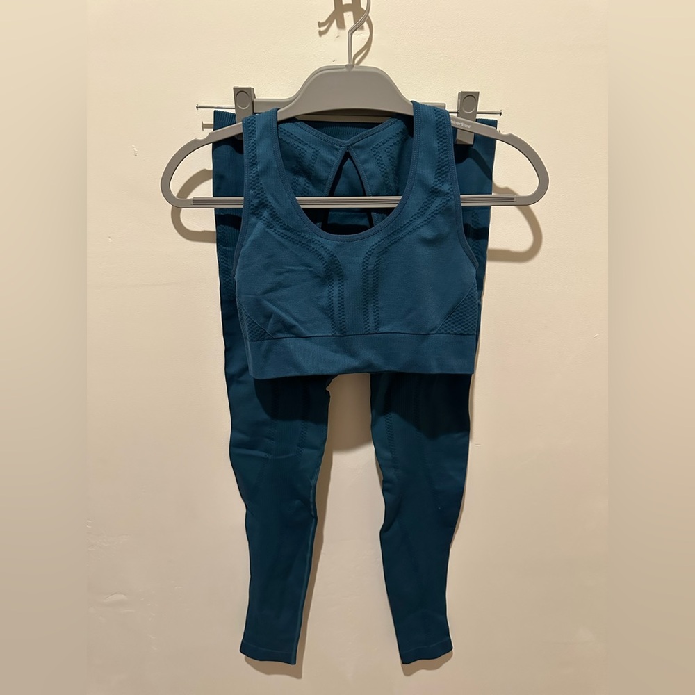 Teal Sports Bra and Leggings Set - High Waisted (Size M)